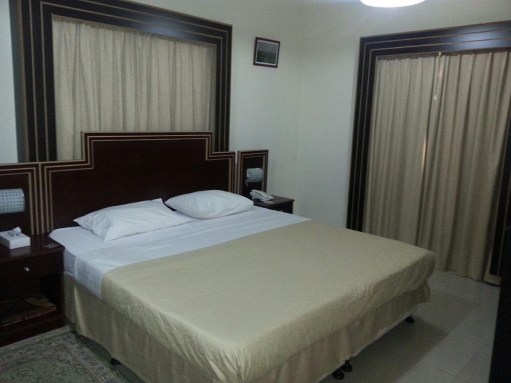 Dolphin Hotel Muscat Phòng bức ảnh